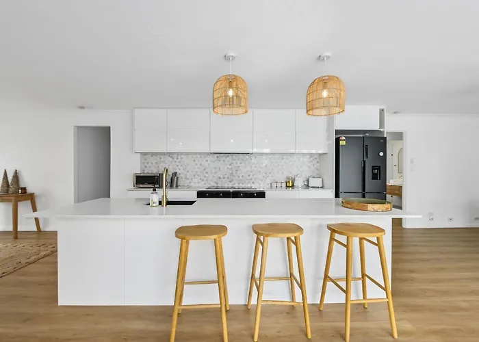 Luxury Home In The Heart Of Burleigh